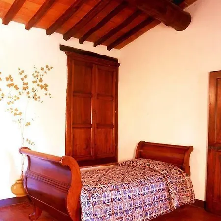 Il Borgo Sleeps 5 Air Con
